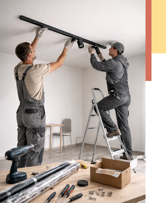 Установка трековых светильников в натяжной потолок в Балаково от 4274 руб. | ОТДЕЛОЧНИК-Блк